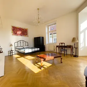 Apartmán Center Of 369, Praha